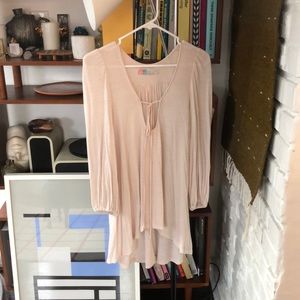 Long deep V shirt - free people beach size xs